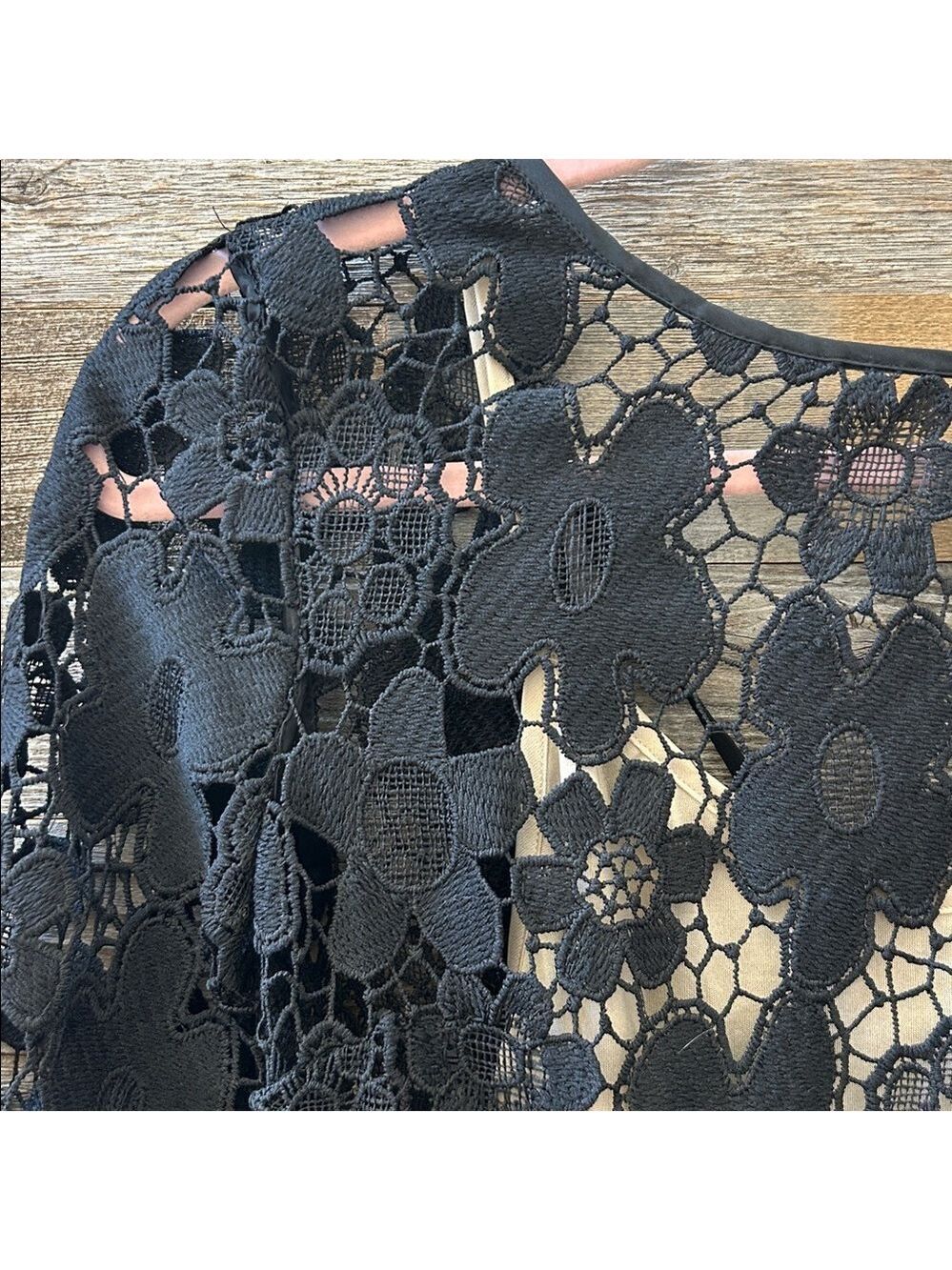 En Crème Black Crochet Bell Sleeve Open Back Mini Dress Size Medium NWT - Picture 2 of 11